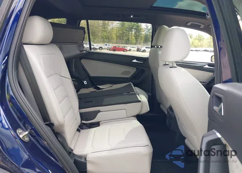 2021 Volkswagen Tiguan 2.0T Sel Premium R-Line z USA, uszkodzony, nr VIN 3VV4B7AXXMM084879